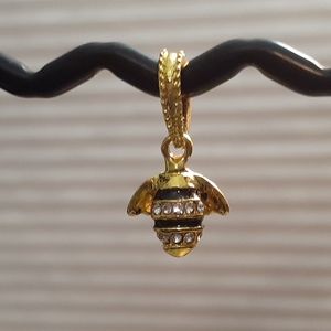 Rhinestone Bee Charm/Pendant